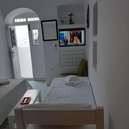 To Rent 2 Apartment Mykonos Town