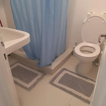 Apartment To Rent 2 *